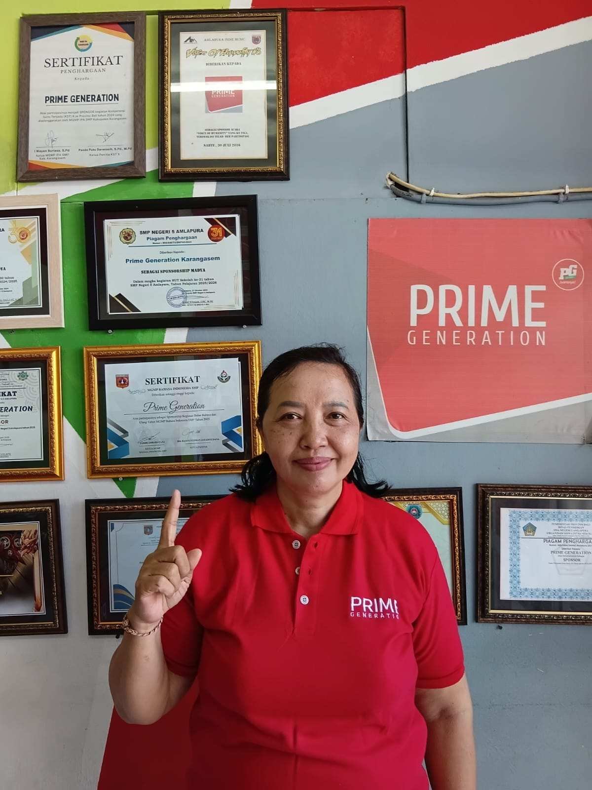 NI LUH SARI SURYASTINI, S.Pd.SD